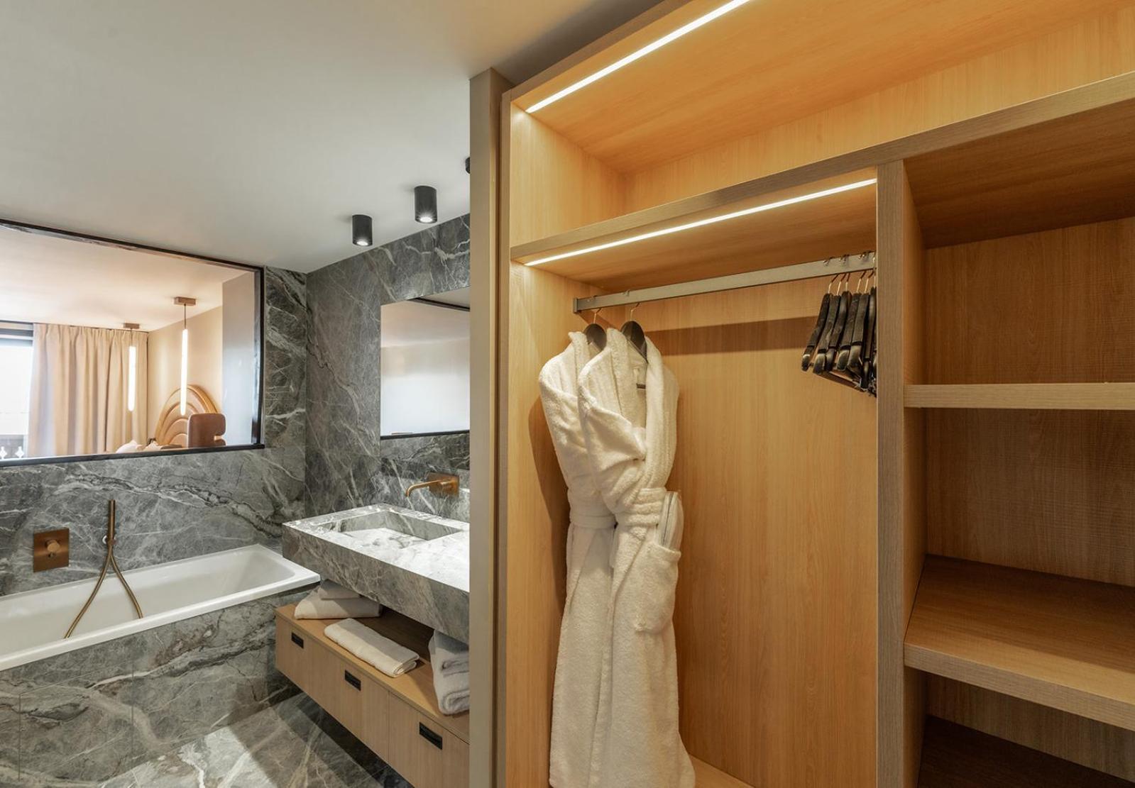 Hotel Fahrenheit Seven Courchevel Exterior foto